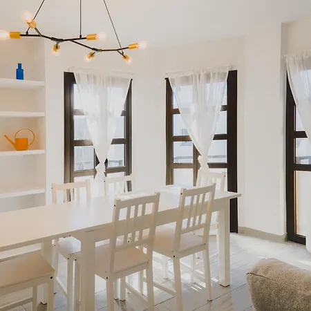 Happy House - Downtown Corralejo