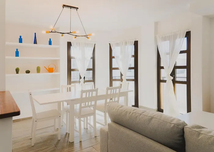 Happy House - Downtown * Corralejo