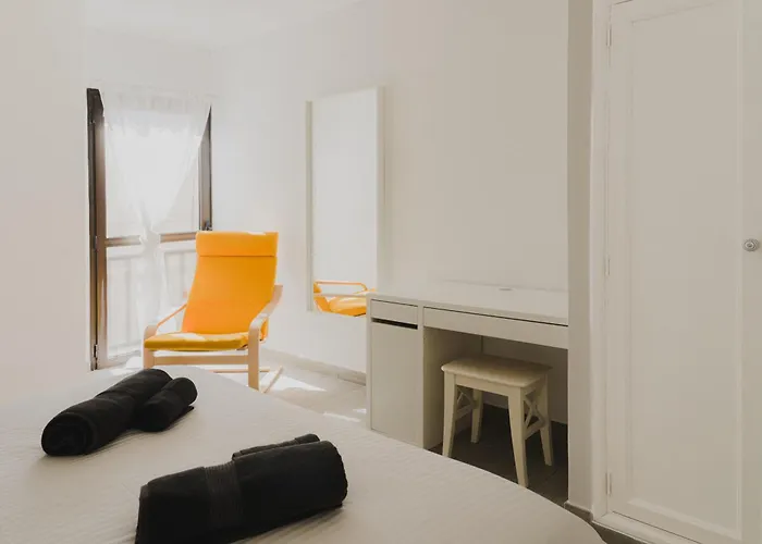 Happy House - Downtown *